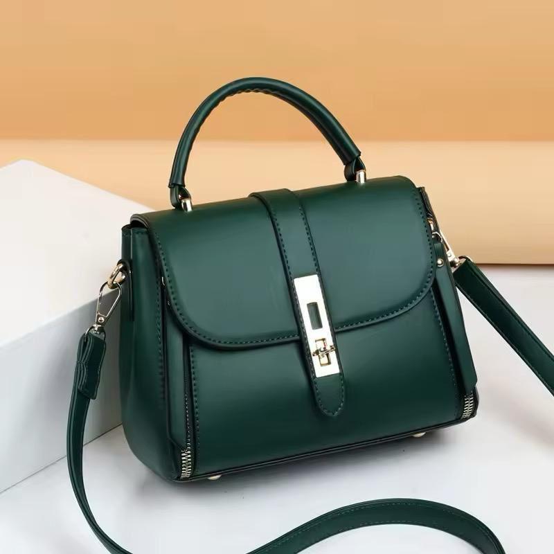 Girl's Stylish Black Crossbody Bag - 1 Pc Fashion Accessory