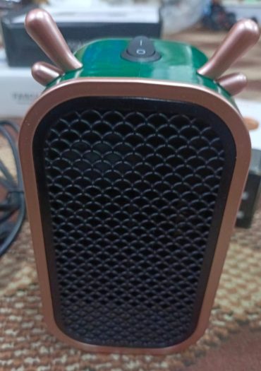 Zodiac Dragon Mini Portable Electric Desk Air Heater For Room, Small Tabletop Fan – 800w (random Color) ^^